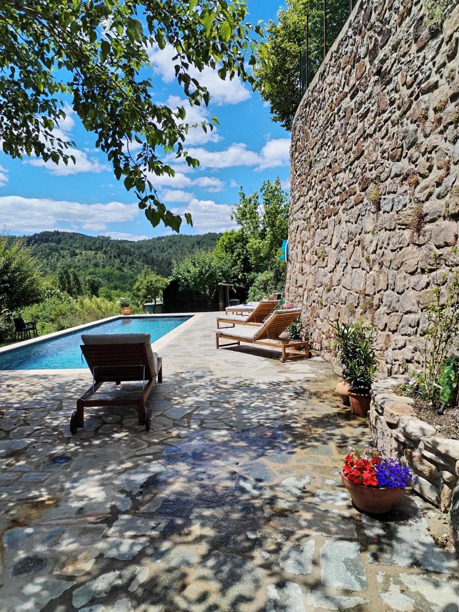Mes Maisons Gardoises, Two Gites Sleeping 13 With Two Private Pools, Kids Room, Laundry, Disco, Free Wifi, Linen And Dog'S Are Welcome Gagnières Exteriér fotografie